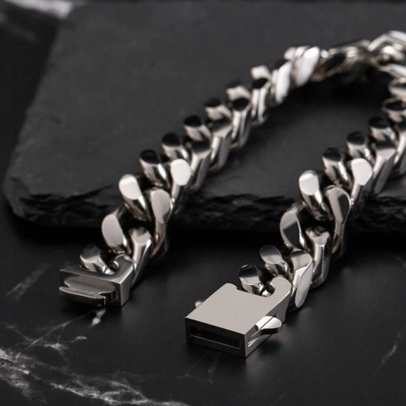 Men Silver 13mm Wide Stainless Steel Miami Curb Chain Bracelet - Picture 4 of 8